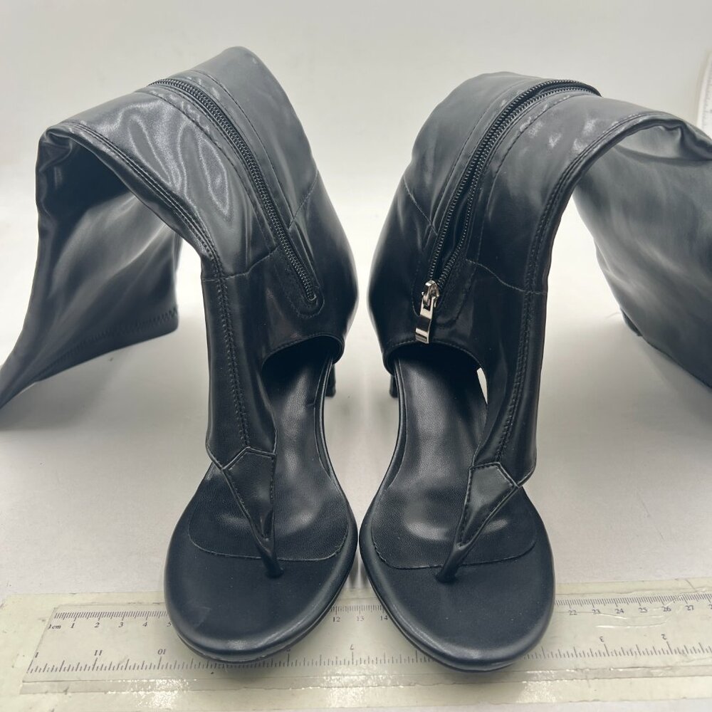 Women's Black Zip-Front Thong Sandals